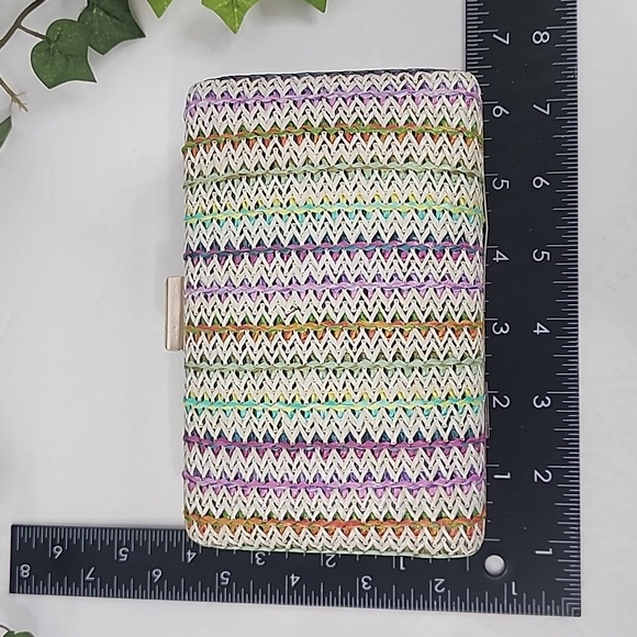 Multi Color Hard Crossbody Clutch Bag with Chain New - Picture 7 of 8